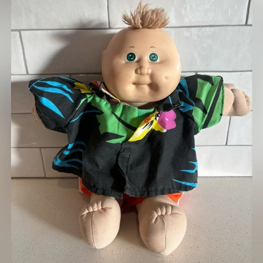 Vintage authentic Cabbage Patch baby doll green eyes,bald head 1978 1982 dimple